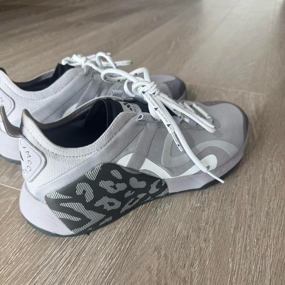 Stella McCartney / Adidas Sneakers